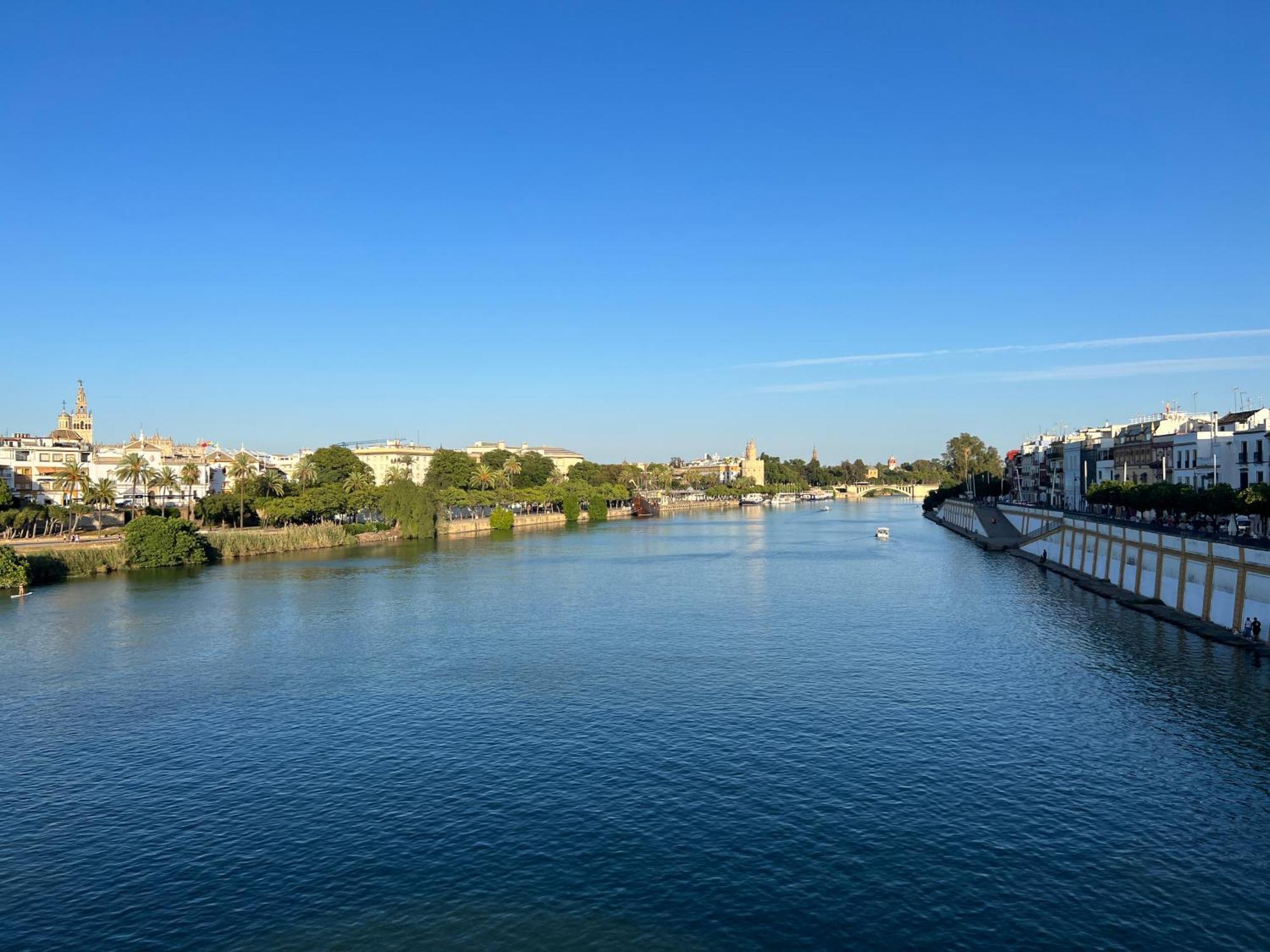 Apartamento Triana Con Vistas - Aloha Sevilla Exterior photo